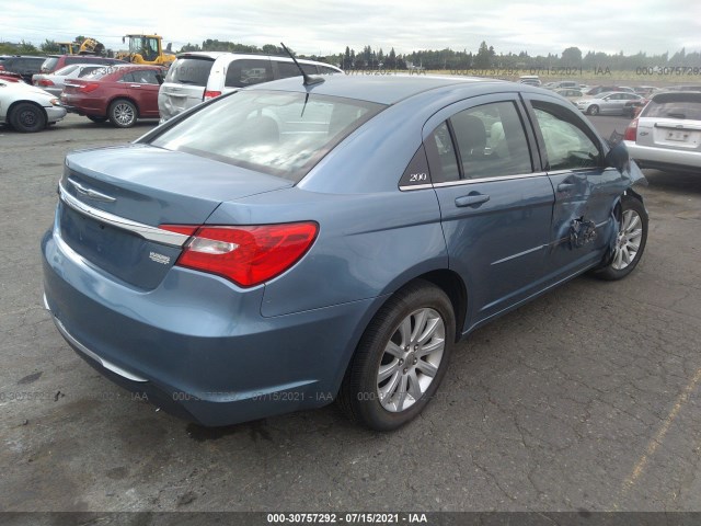 Photo 3 VIN: 1C3BC1FG8BN552799 - CHRYSLER 200 