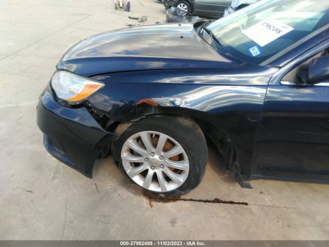 Photo 5 VIN: 1C3BC1FGXBN601095 - CHRYSLER 200 