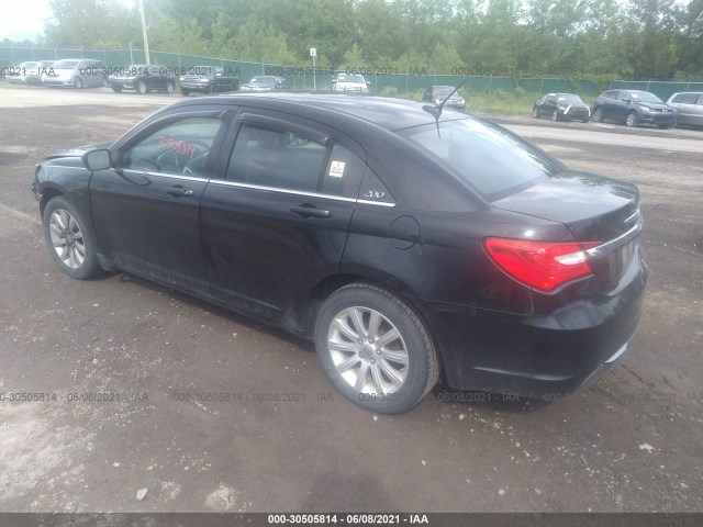 Photo 2 VIN: 1C3BC1FGXBN610461 - CHRYSLER 200 