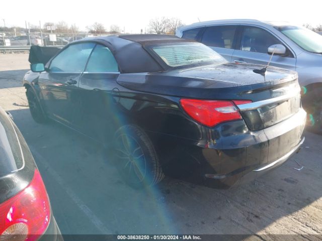 Photo 2 VIN: 1C3BC2EB1BN620453 - CHRYSLER 200 