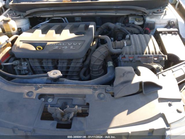 Photo 9 VIN: 1C3BC2EB8BN549638 - CHRYSLER 200 