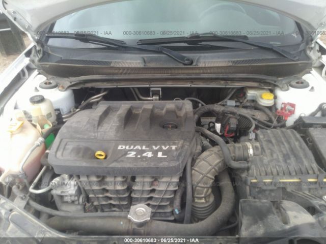 Photo 9 VIN: 1C3BC2EBXBN597660 - CHRYSLER 200 