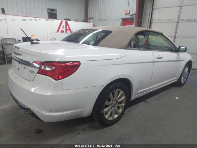 Photo 3 VIN: 1C3BC2EG1BN560606 - CHRYSLER 200 