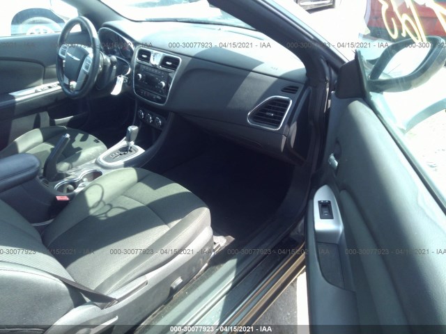 Photo 4 VIN: 1C3BC2EG3BN620398 - CHRYSLER 200 