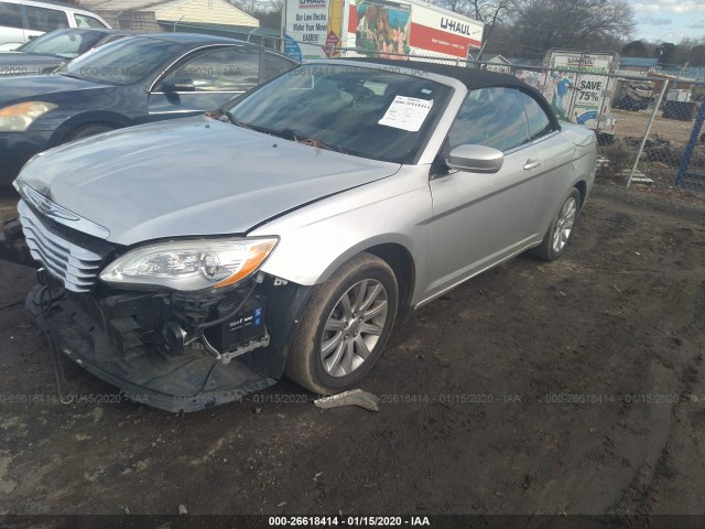 Photo 1 VIN: 1C3BC2EG6BN530162 - CHRYSLER 200 