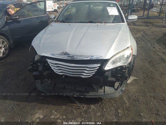 Photo 5 VIN: 1C3BC2EG6BN530162 - CHRYSLER 200 