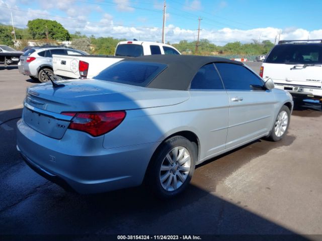 Photo 3 VIN: 1C3BC2EG7BN554549 - CHRYSLER 200 