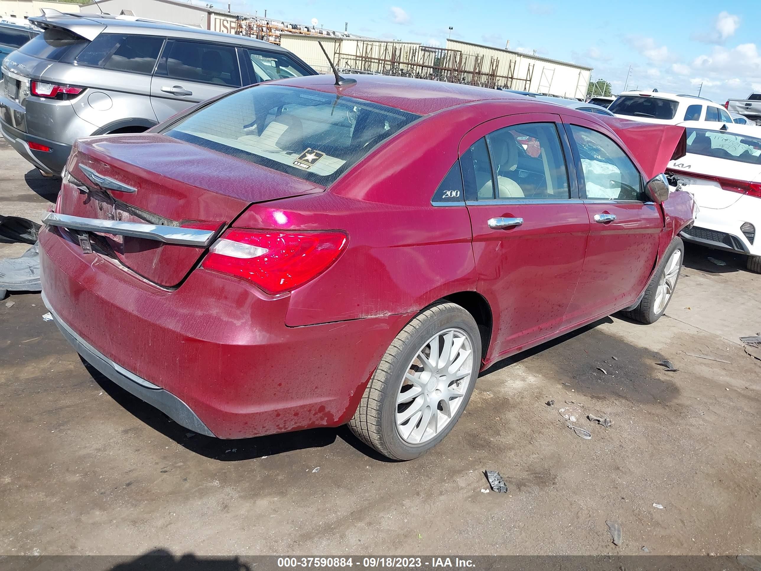 Photo 3 VIN: 1C3BC2FB2BN572072 - CHRYSLER 200 