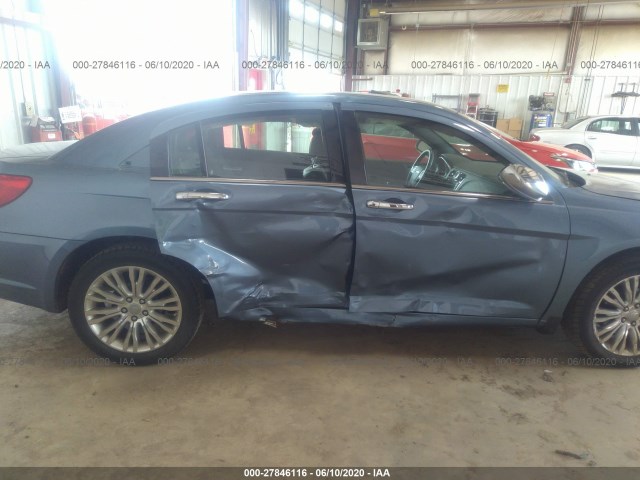 Photo 5 VIN: 1C3BC2FB3BN570850 - CHRYSLER 200 