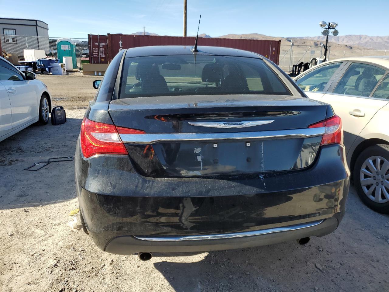 Photo 5 VIN: 1C3BC2FG3BN520154 - CHRYSLER 200 