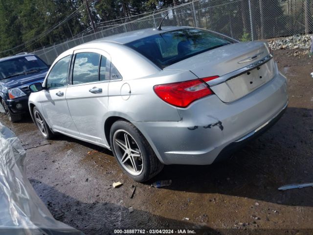 Photo 2 VIN: 1C3BC2FG4BN572036 - CHRYSLER 200 