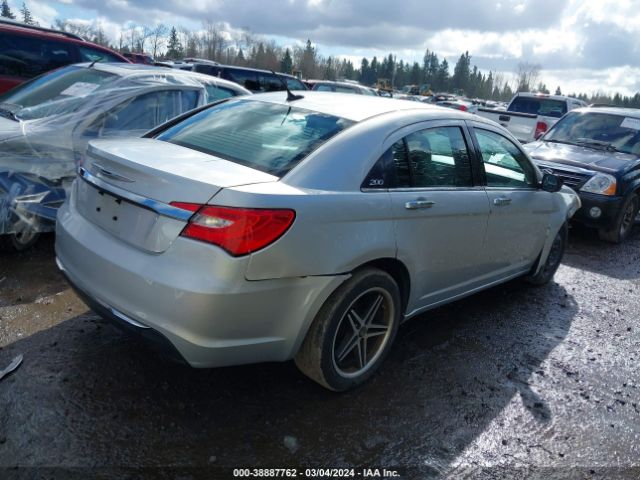 Photo 3 VIN: 1C3BC2FG4BN572036 - CHRYSLER 200 