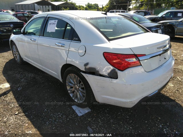 Photo 2 VIN: 1C3BC2FG4BN624118 - CHRYSLER 200 