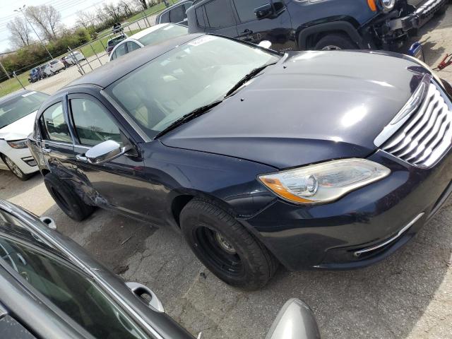 Photo 3 VIN: 1C3BC2FG5BN582381 - CHRYSLER 200 