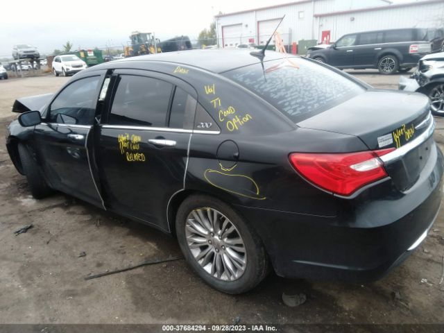 Photo 2 VIN: 1C3BC2FG8BN517895 - CHRYSLER 200 