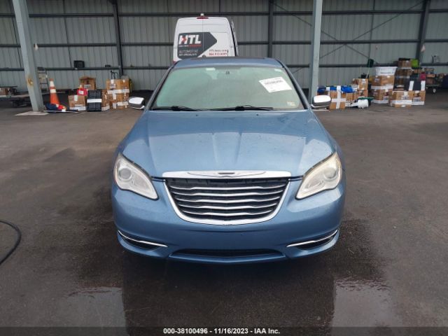 Photo 5 VIN: 1C3BC2FG8BN582701 - CHRYSLER 200 