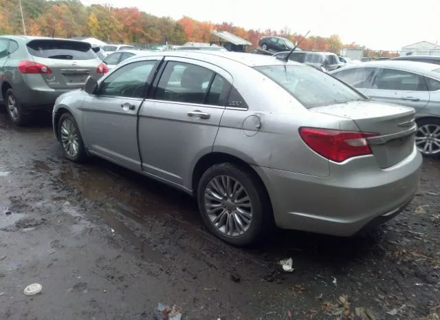 Photo 2 VIN: 1C3BC2FG9BN526895 - CHRYSLER 200 