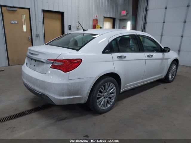 Photo 3 VIN: 1C3BC2FG9BN618802 - CHRYSLER 200 