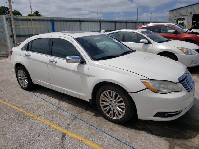 Photo 3 VIN: 1C3BC2FGXBN520457 - CHRYSLER 200 