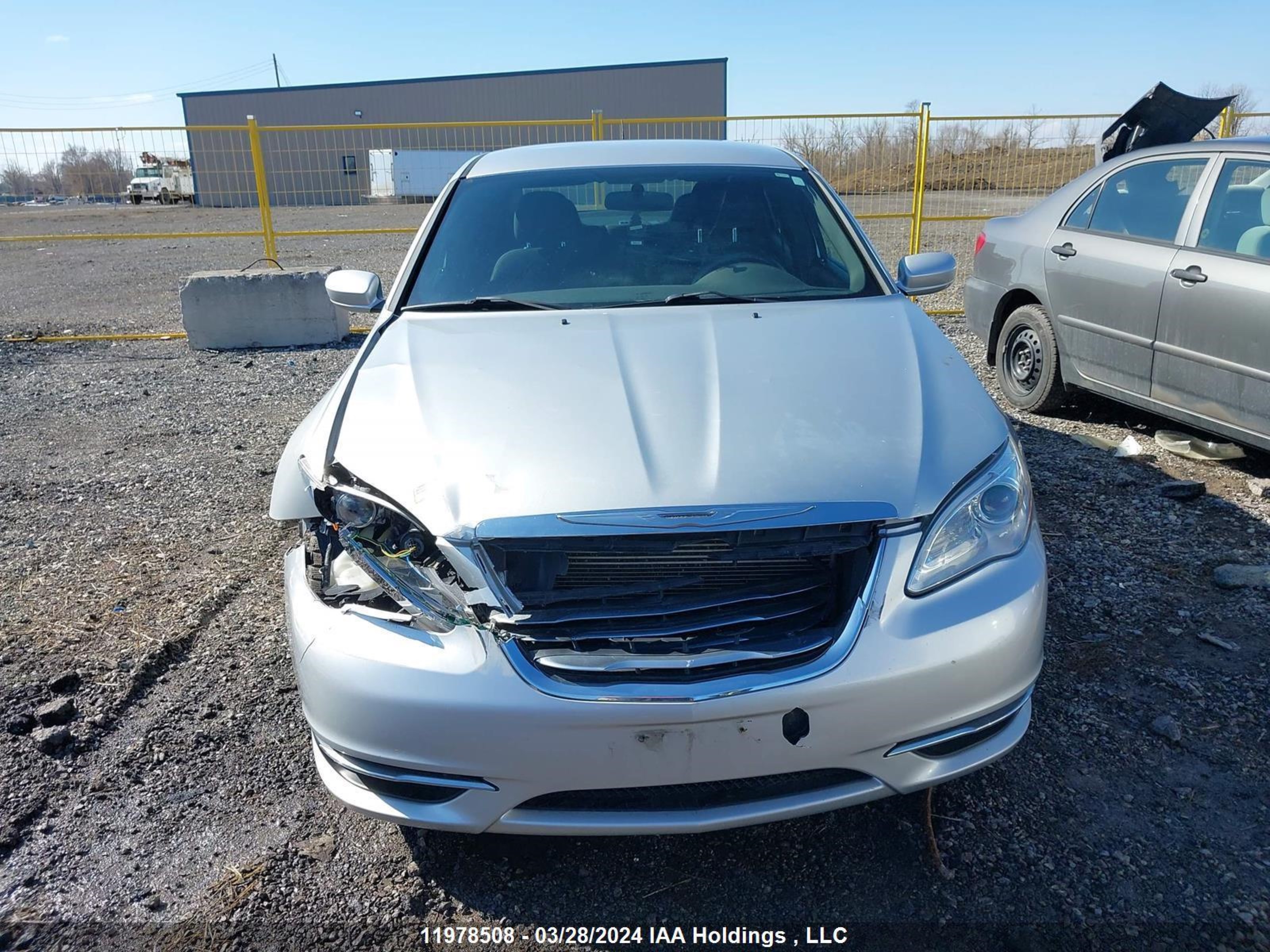 Photo 11 VIN: 1C3BC4FB1BN535641 - CHRYSLER 200 