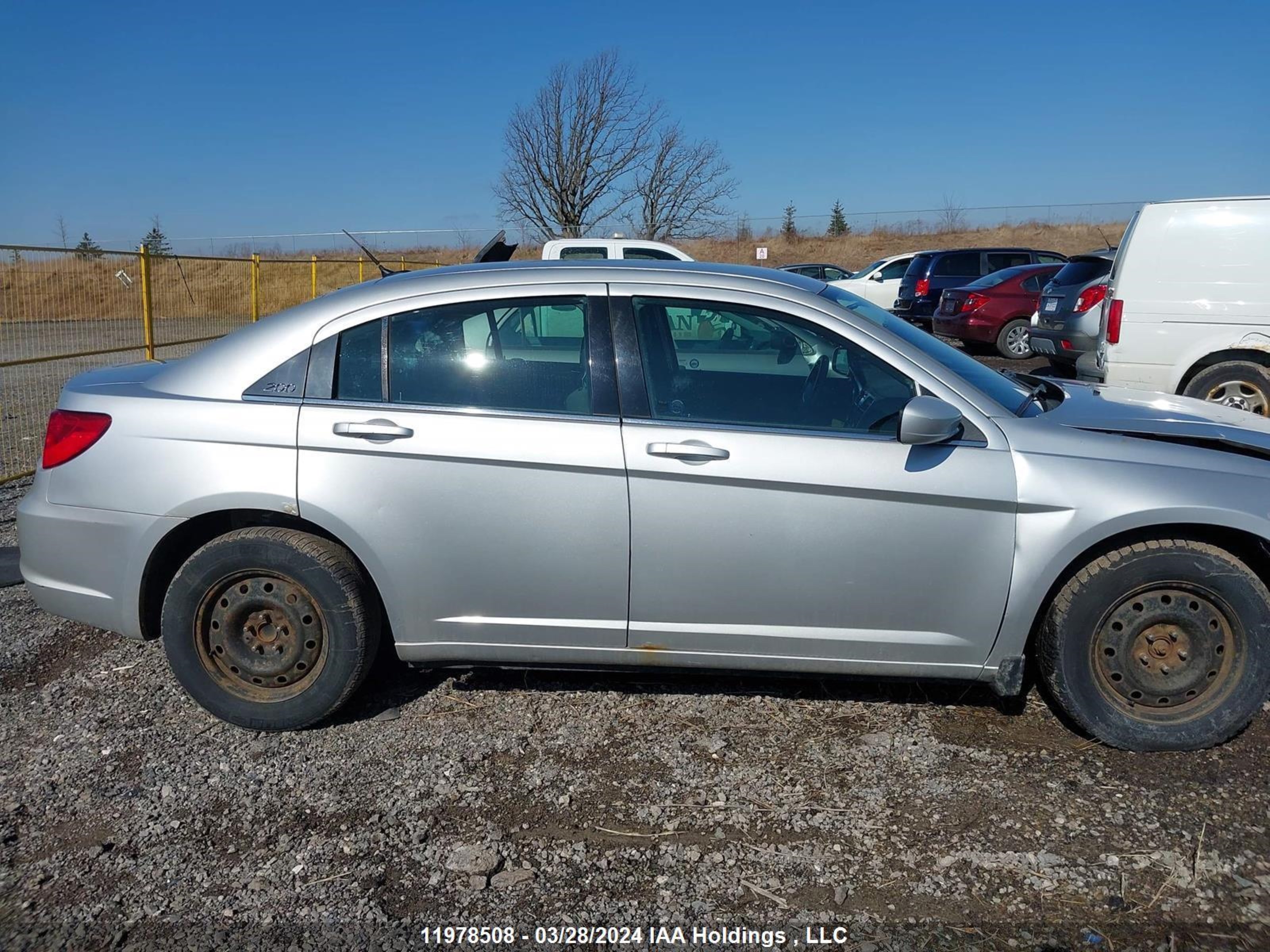 Photo 12 VIN: 1C3BC4FB1BN535641 - CHRYSLER 200 