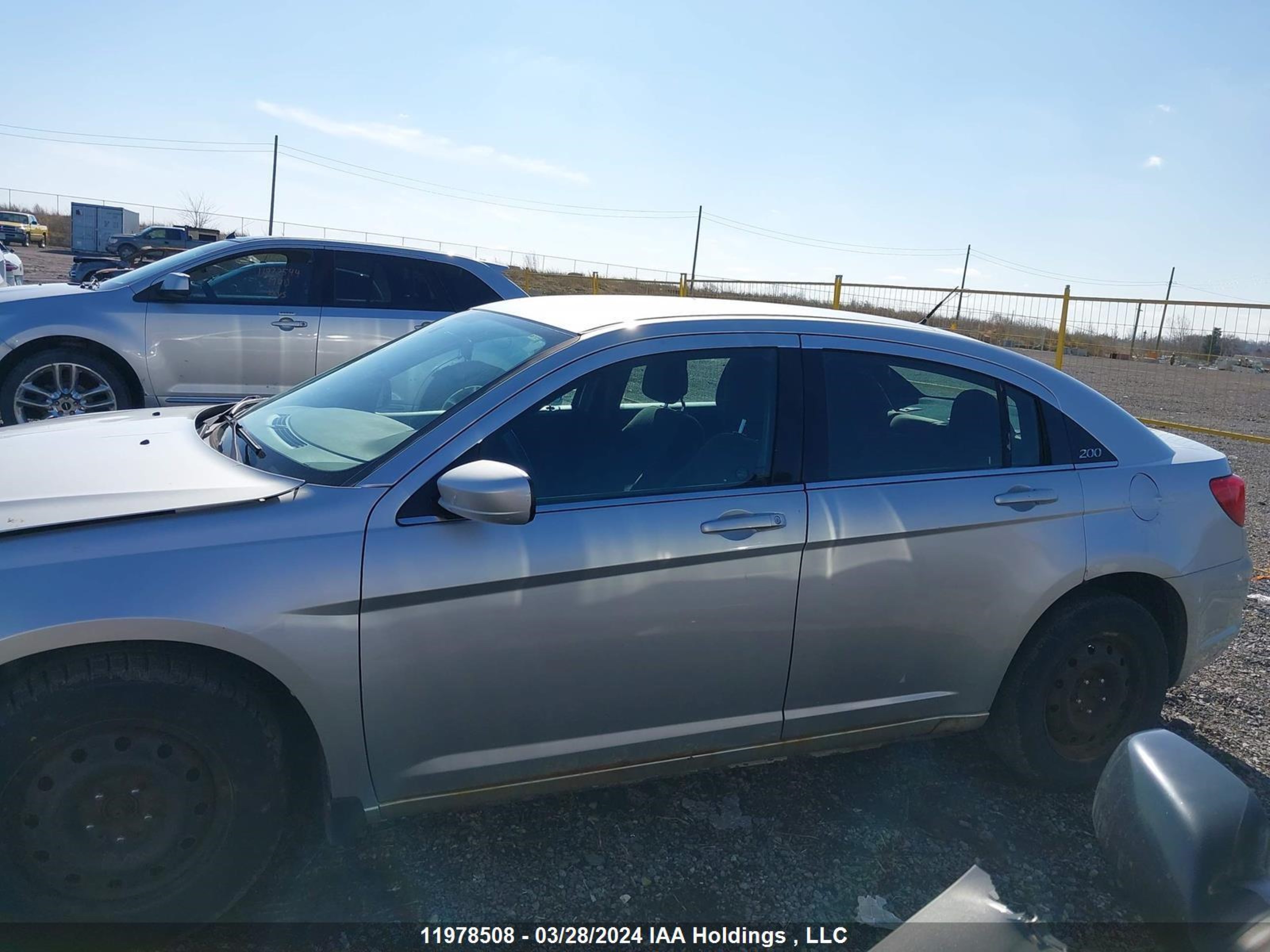 Photo 13 VIN: 1C3BC4FB1BN535641 - CHRYSLER 200 