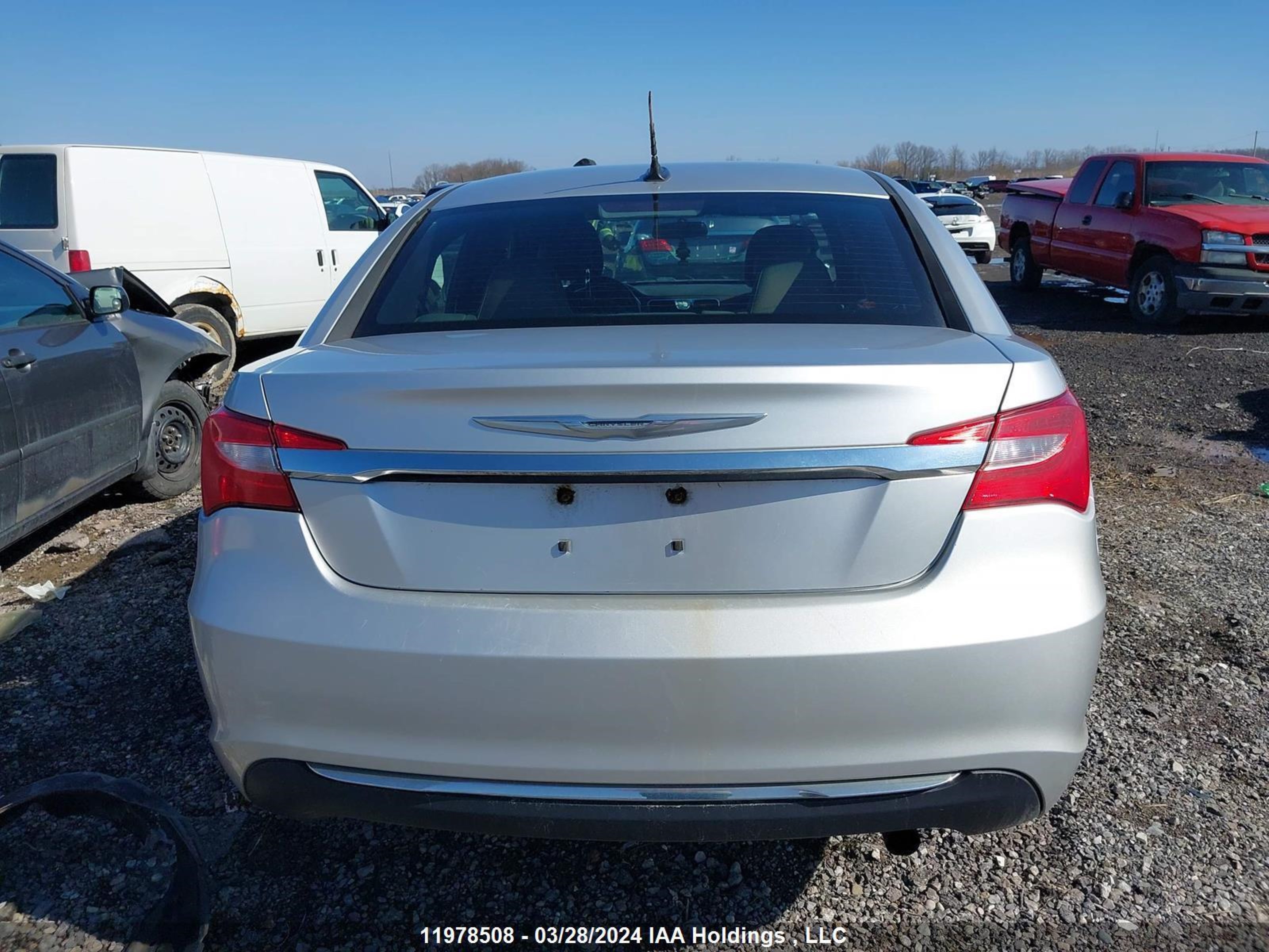 Photo 15 VIN: 1C3BC4FB1BN535641 - CHRYSLER 200 