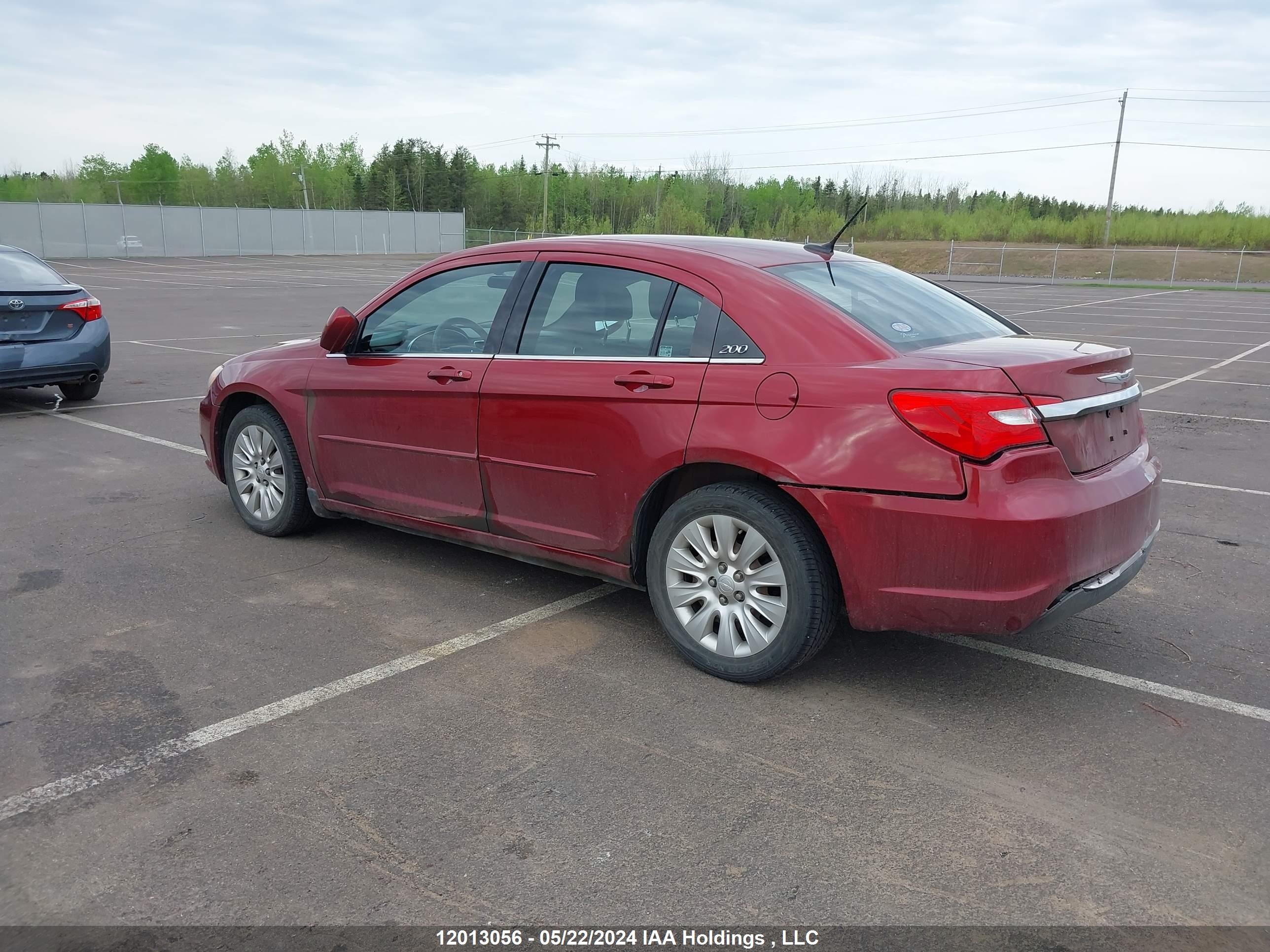 Photo 2 VIN: 1C3BC4FB1BN542833 - CHRYSLER 200 