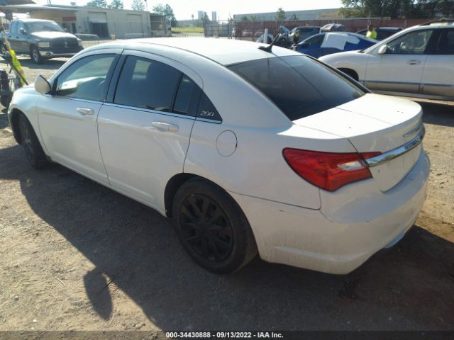 Photo 2 VIN: 1C3BC4FB2BN522462 - CHRYSLER 200 