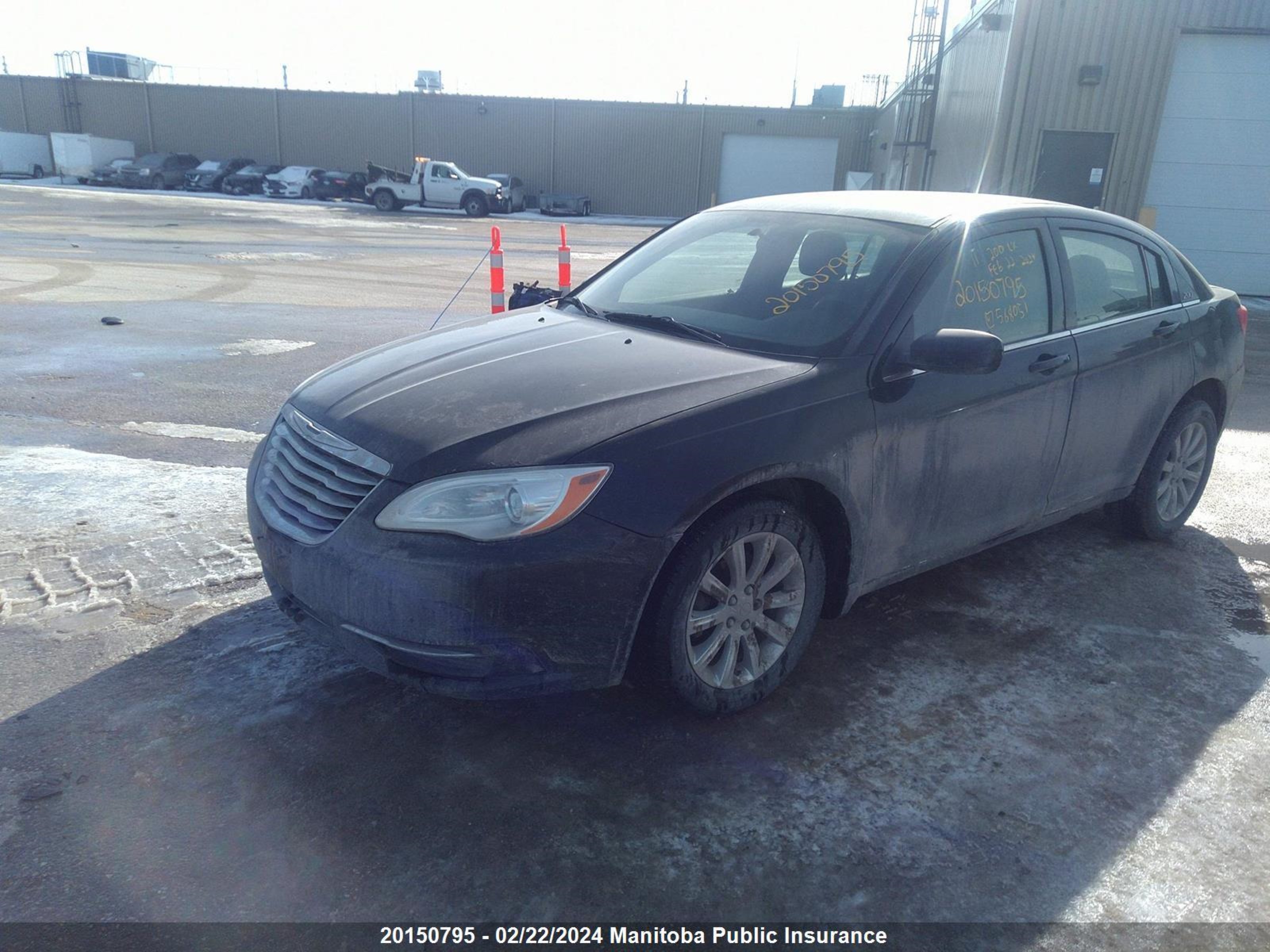 Photo 1 VIN: 1C3BC4FB2BN568051 - CHRYSLER 200 