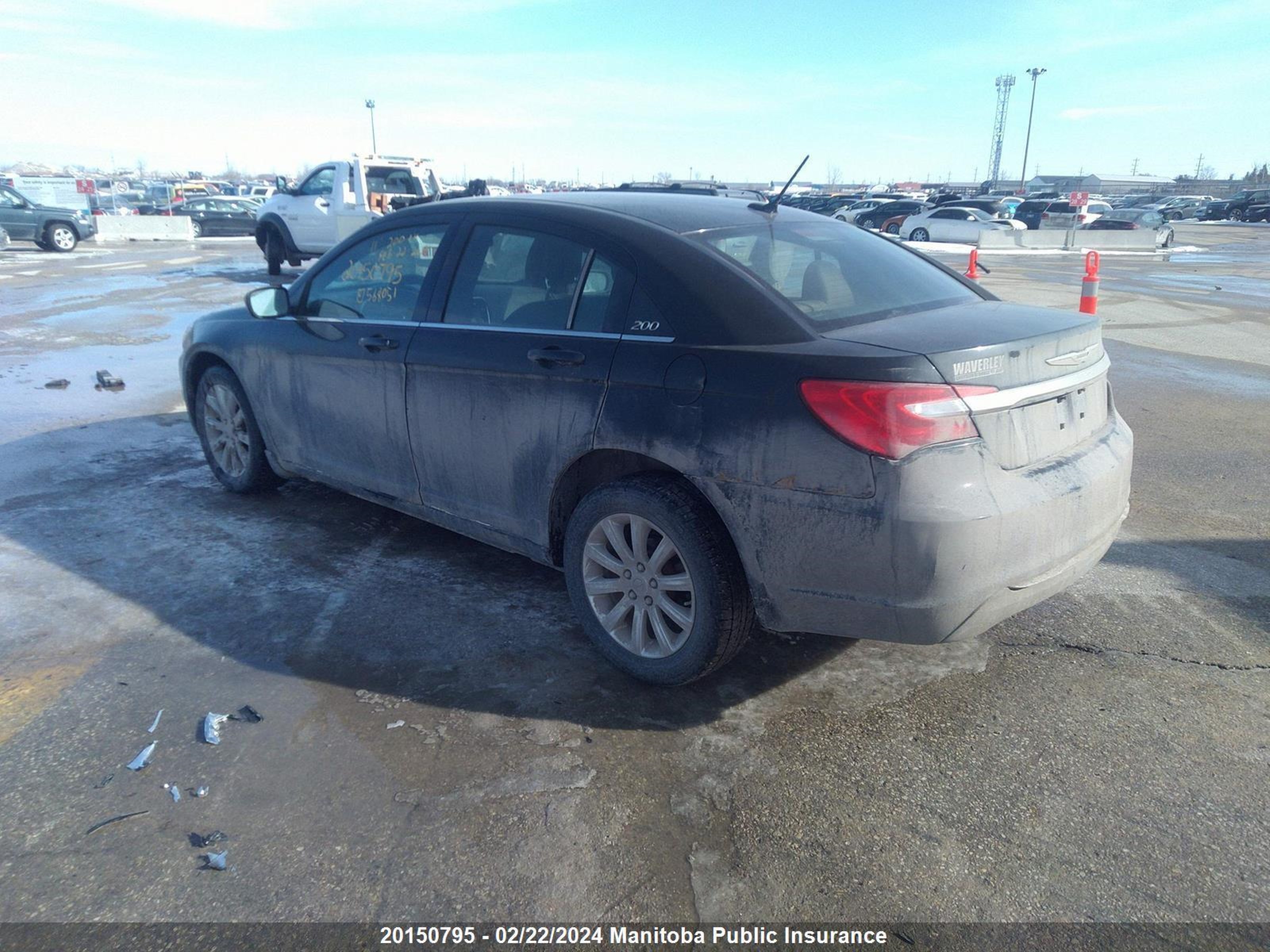 Photo 2 VIN: 1C3BC4FB2BN568051 - CHRYSLER 200 