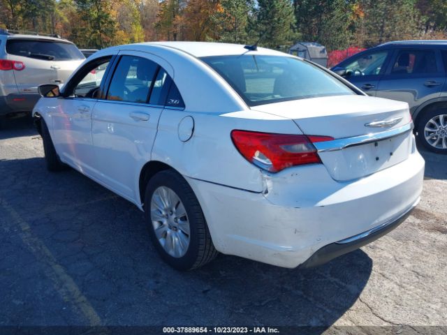 Photo 2 VIN: 1C3BC4FB2BN571130 - CHRYSLER 200 