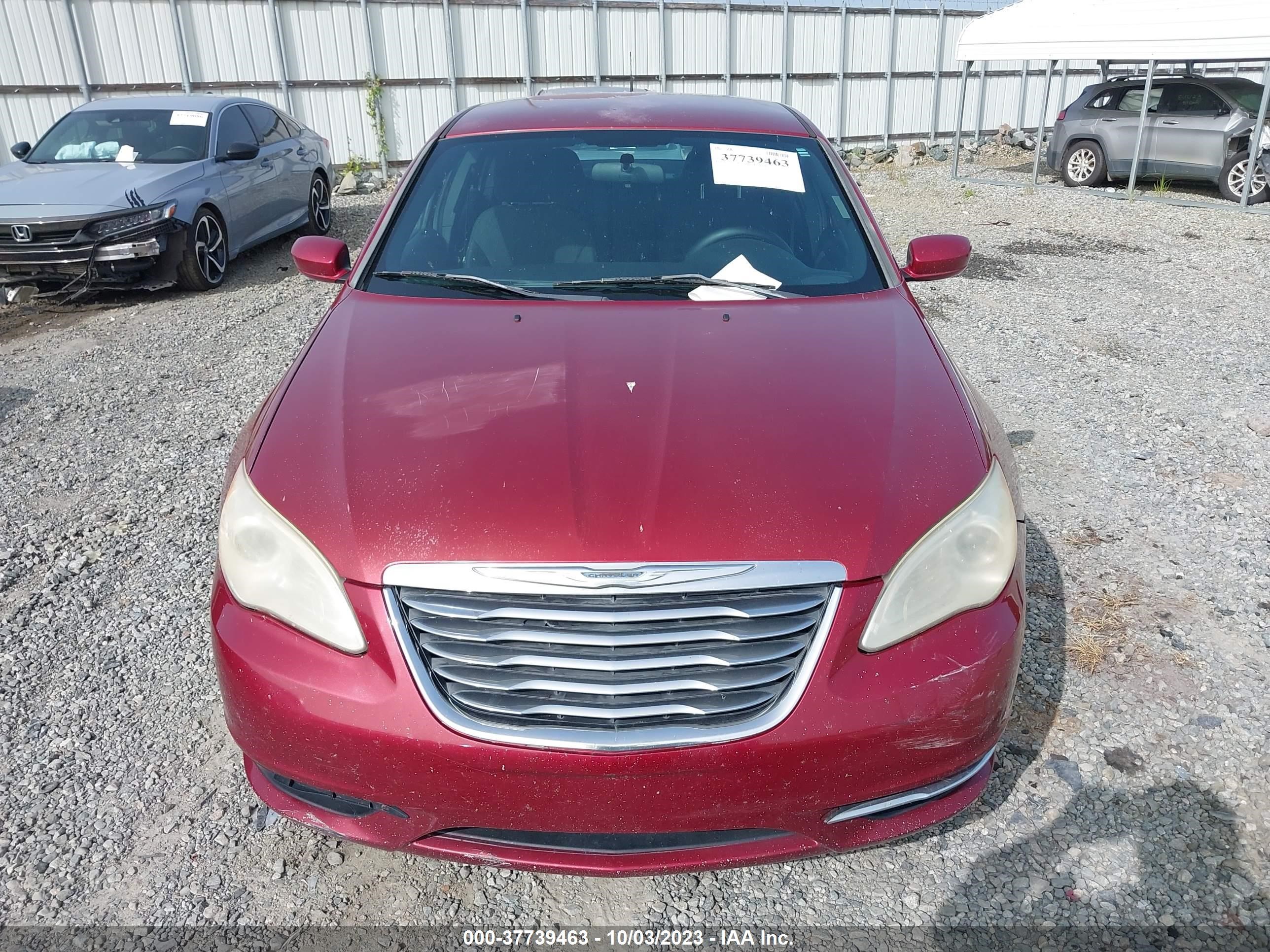 Photo 5 VIN: 1C3BC4FB3BN515732 - CHRYSLER 200 