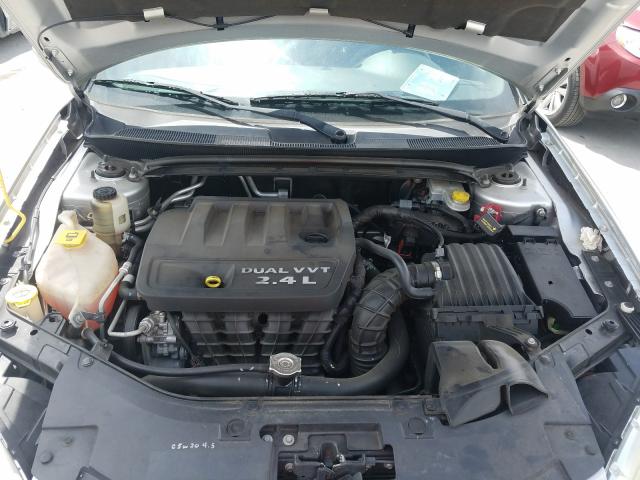 Photo 6 VIN: 1C3BC4FB4BN550537 - CHRYSLER 200 LX 