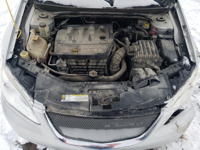 Photo 6 VIN: 1C3BC4FB7BN552962 - CHRYSLER 200 LX 