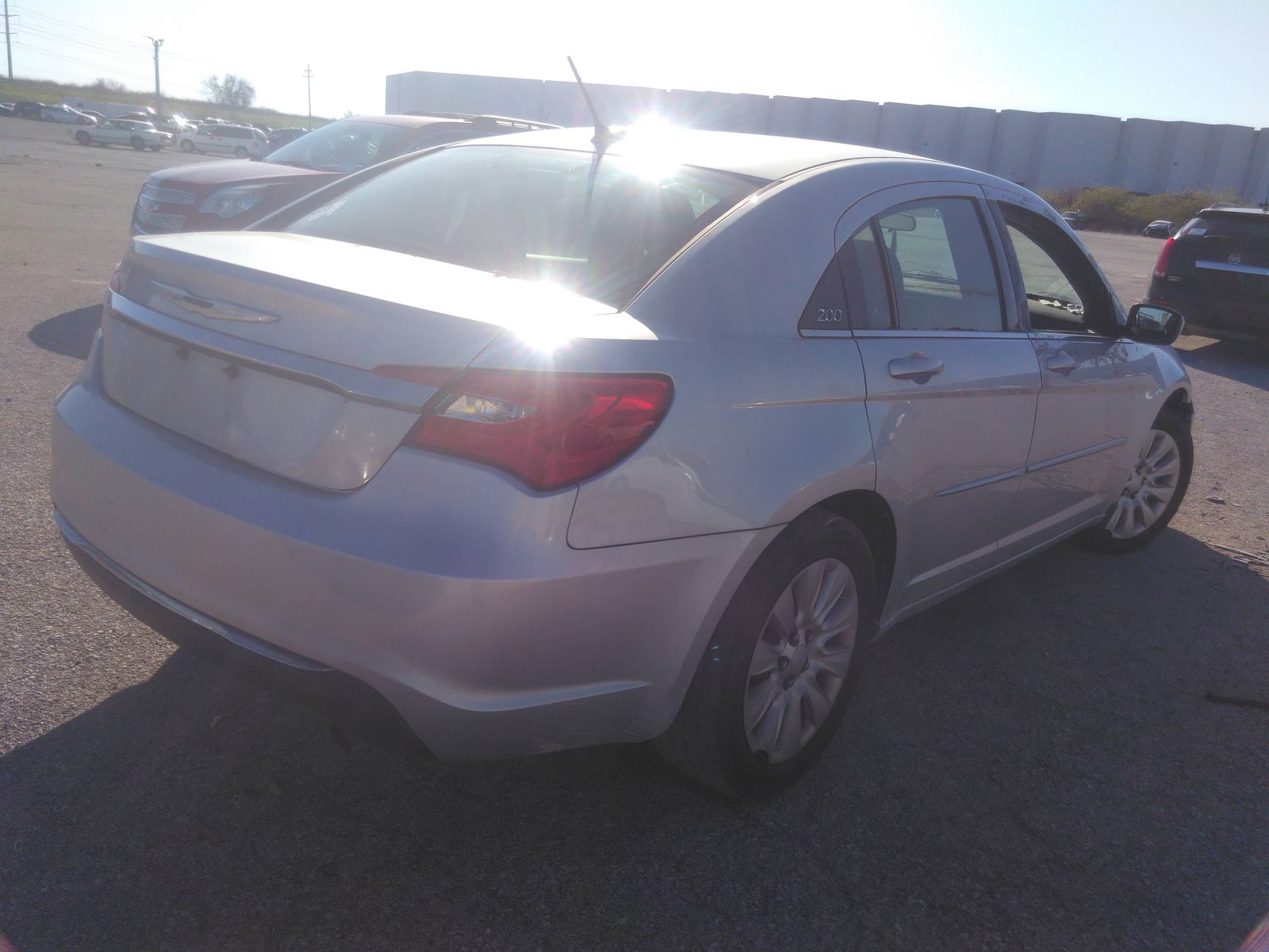 Photo 1 VIN: 1C3BC4FB8BN538472 - CHRYSLER 200 4C 