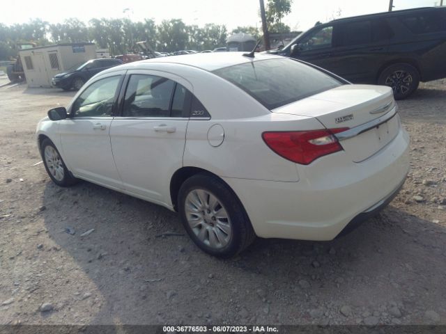 Photo 2 VIN: 1C3BC4FBXBN522368 - CHRYSLER 200 