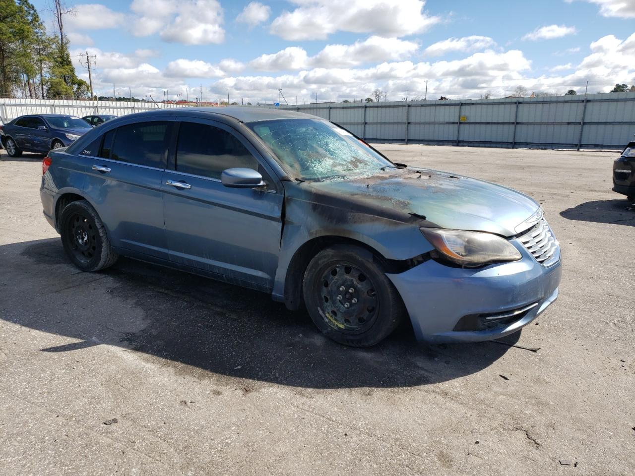 Photo 3 VIN: 1C3BC4FBXBN599421 - CHRYSLER 200 