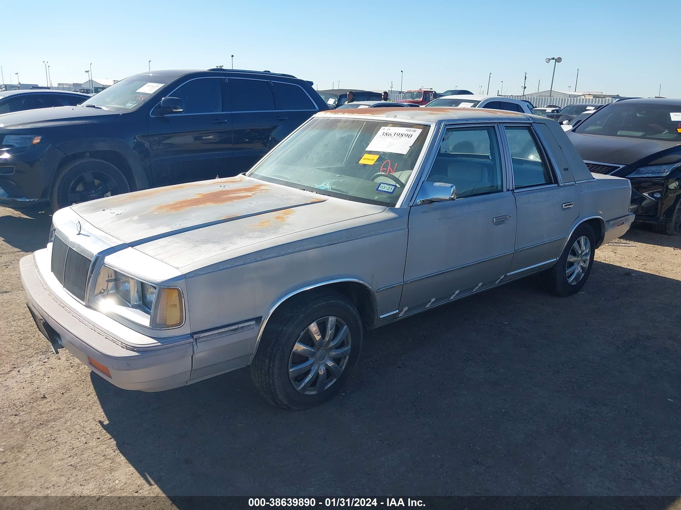 Photo 1 VIN: 1C3BC55K5JF141026 - CHRYSLER LE BARON 