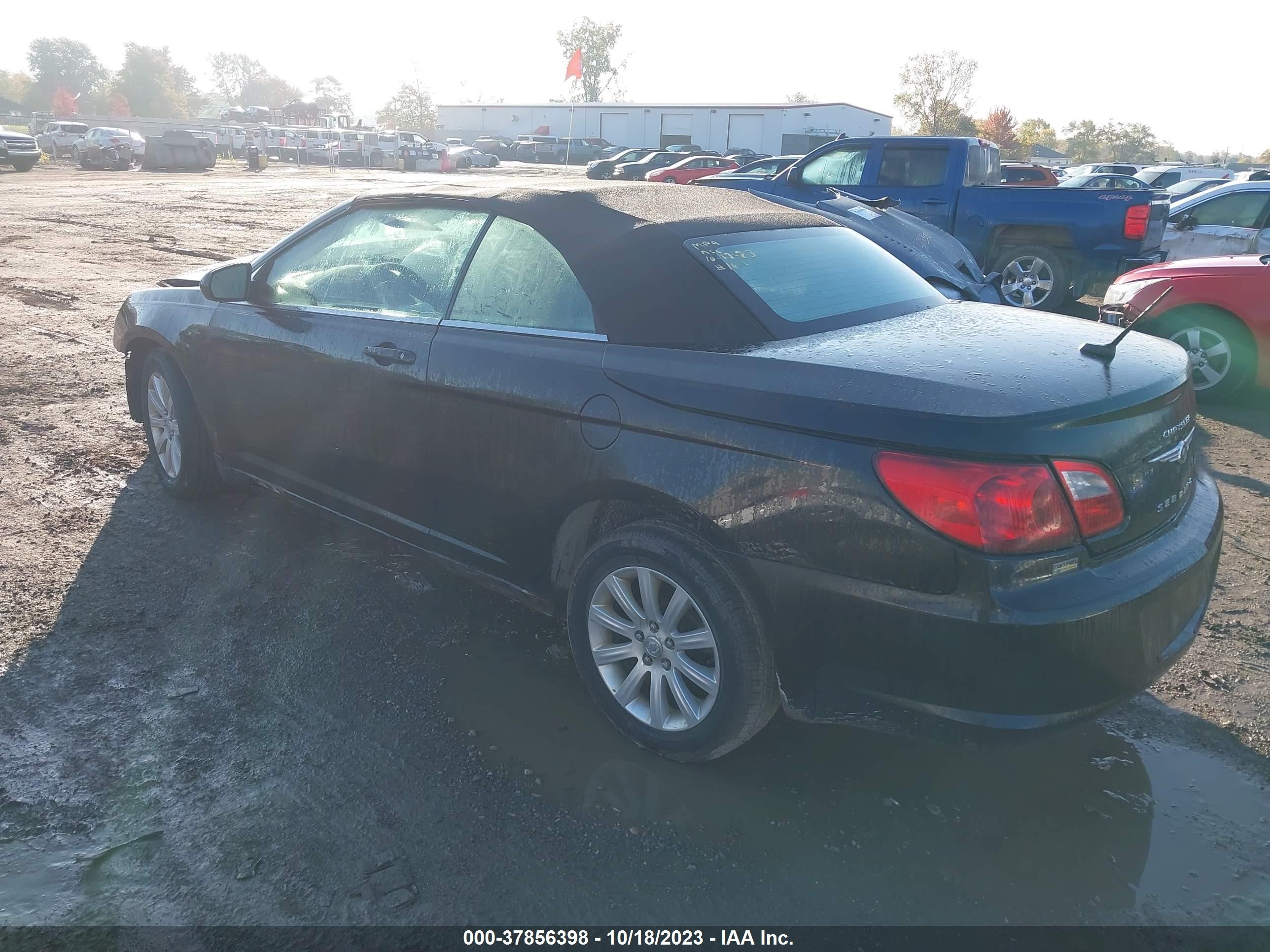 Photo 2 VIN: 1C3BC5ED3AN203370 - CHRYSLER SEBRING 