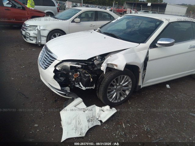 Photo 5 VIN: 1C3BC7EG5BN530019 - CHRYSLER 200 