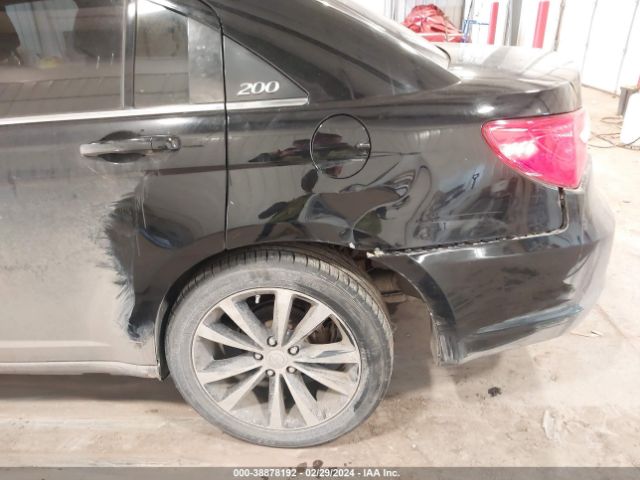 Photo 5 VIN: 1C3BC8FG1BN601236 - CHRYSLER 200 