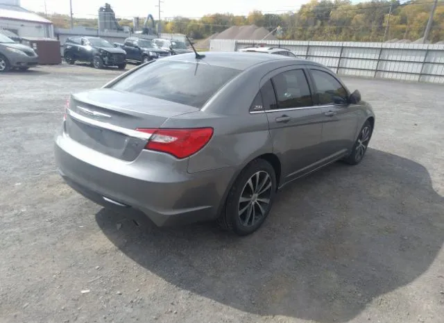 Photo 3 VIN: 1C3BC8FG2BN577545 - CHRYSLER 200 