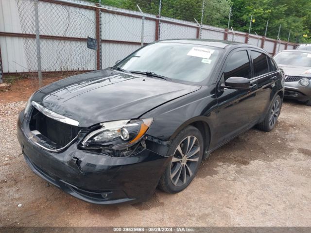 Photo 1 VIN: 1C3BC8FG2BN601391 - CHRYSLER 200 