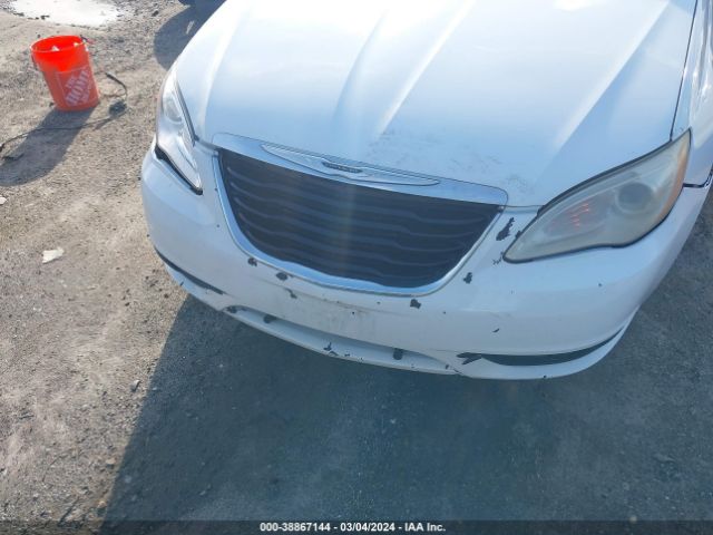 Photo 5 VIN: 1C3BC8FG5BN567799 - CHRYSLER 200 