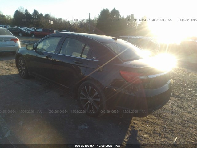 Photo 2 VIN: 1C3BC8FG6BN616010 - CHRYSLER 200 