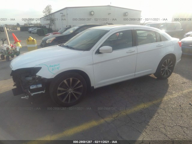 Photo 1 VIN: 1C3BC8FG7BN615044 - CHRYSLER 200 