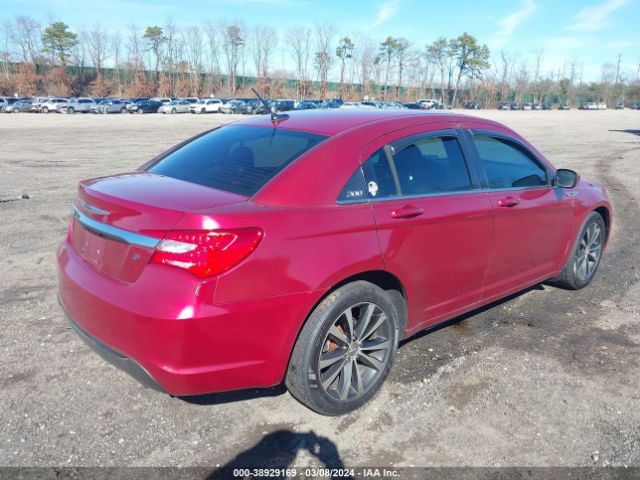 Photo 3 VIN: 1C3BC8FG8BN567408 - CHRYSLER 200 