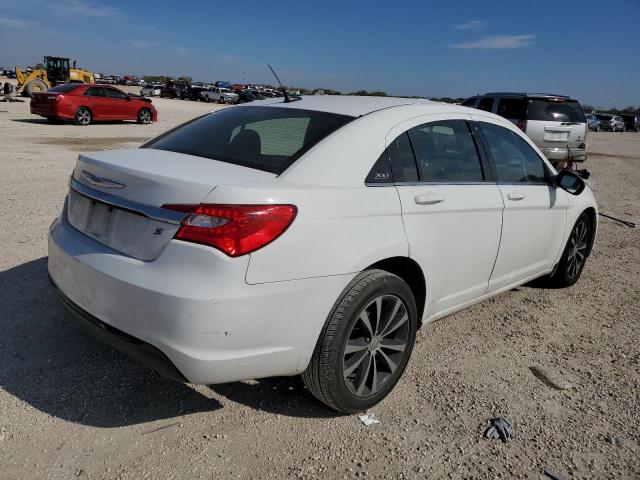 Photo 2 VIN: 1C3BC8FG9BN567871 - CHRYSLER 200 S 