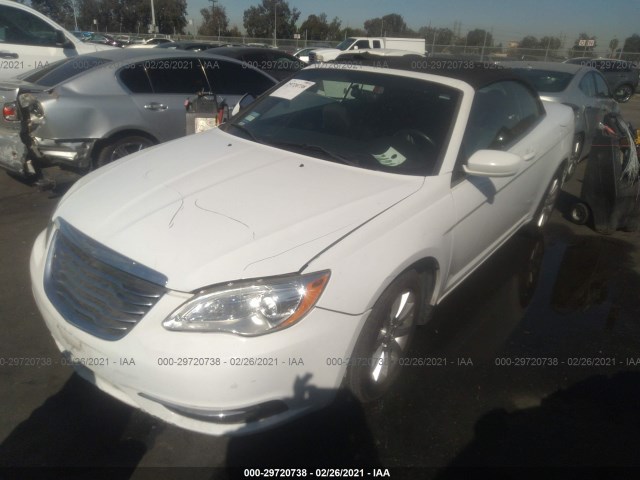 Photo 1 VIN: 1C3BCBEB1CN218384 - CHRYSLER 200 